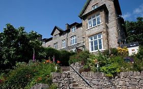 Corner Beech House